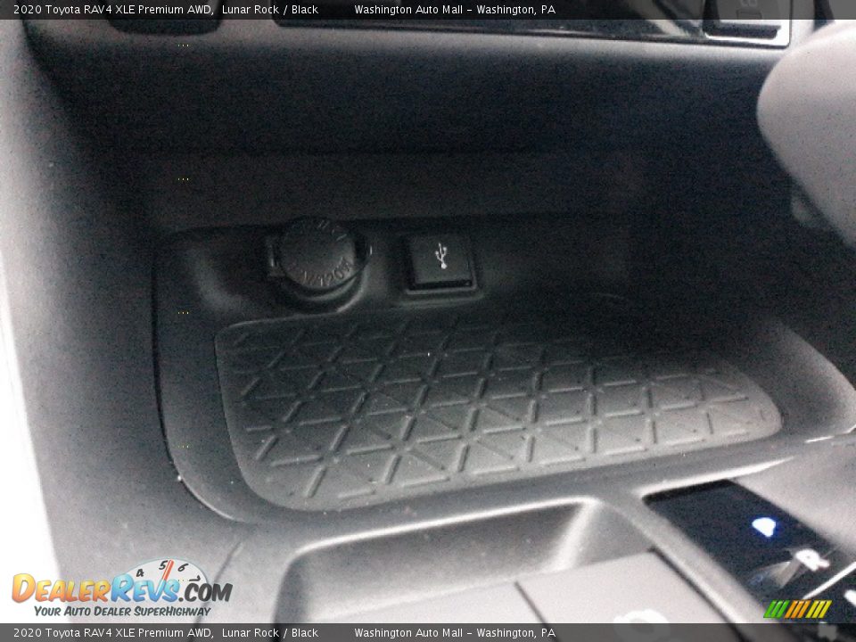 2020 Toyota RAV4 XLE Premium AWD Lunar Rock / Black Photo #20