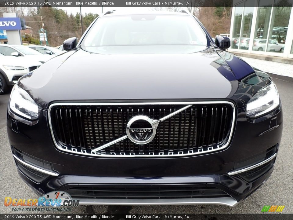 2019 Volvo XC90 T5 AWD Momentum Blue Metallic / Blonde Photo #9