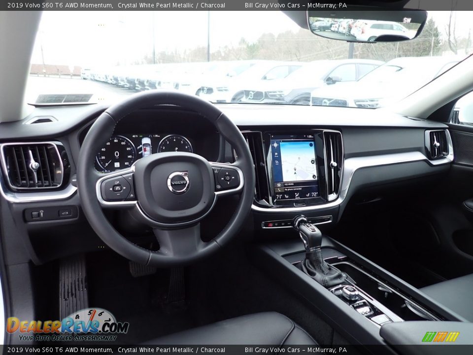 Front Seat of 2019 Volvo S60 T6 AWD Momentum Photo #13