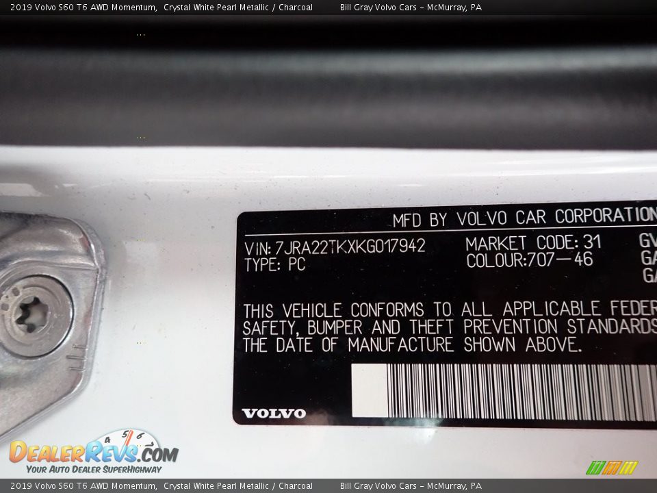 2019 Volvo S60 T6 AWD Momentum Crystal White Pearl Metallic / Charcoal Photo #16