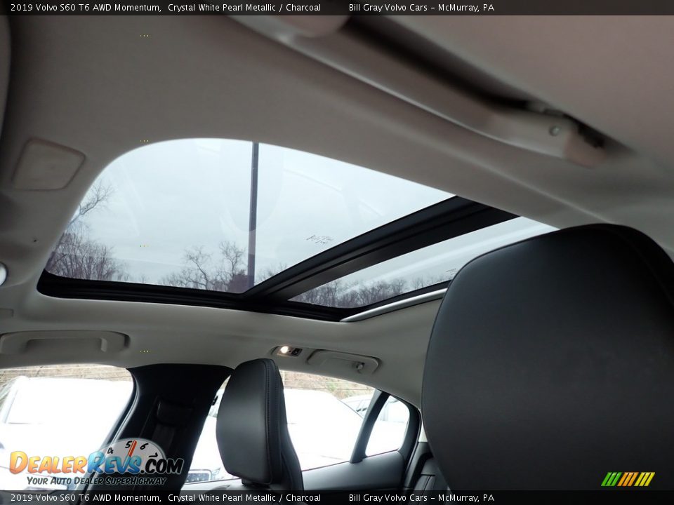 2019 Volvo S60 T6 AWD Momentum Crystal White Pearl Metallic / Charcoal Photo #18