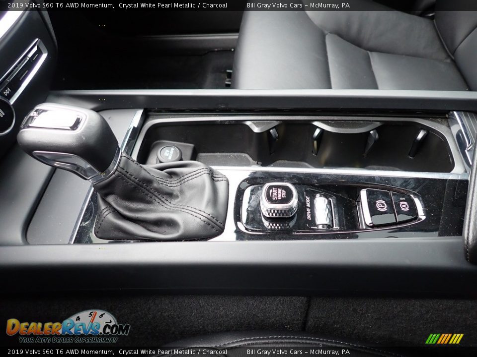 2019 Volvo S60 T6 AWD Momentum Crystal White Pearl Metallic / Charcoal Photo #20