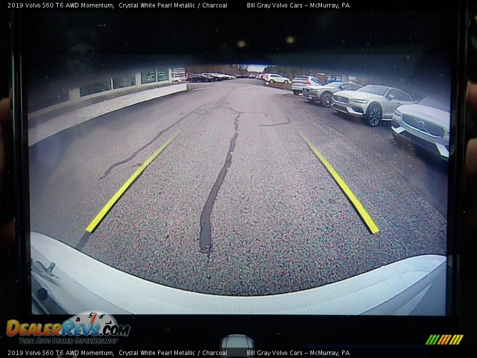 2019 Volvo S60 T6 AWD Momentum Crystal White Pearl Metallic / Charcoal Photo #23