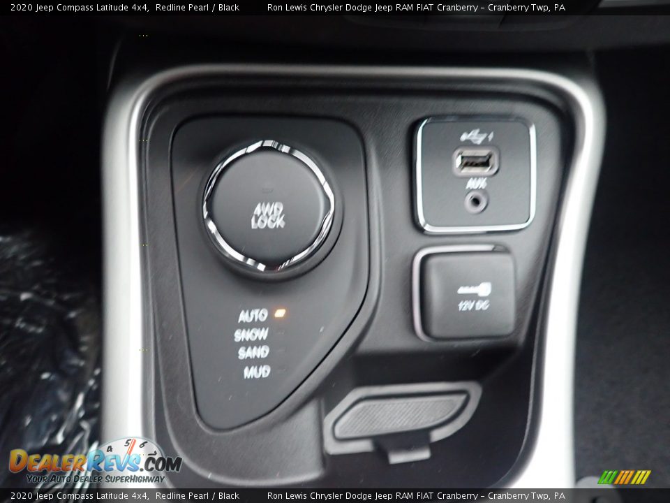 2020 Jeep Compass Latitude 4x4 Redline Pearl / Black Photo #20