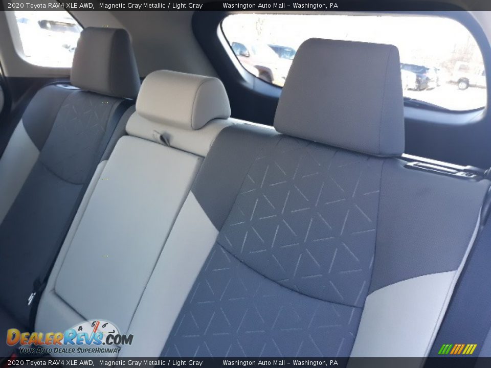 2020 Toyota RAV4 XLE AWD Magnetic Gray Metallic / Light Gray Photo #28