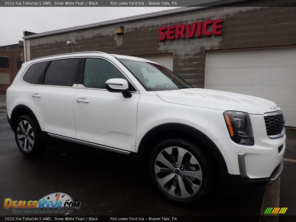 Front 3/4 View of 2020 Kia Telluride S AWD Photo #9