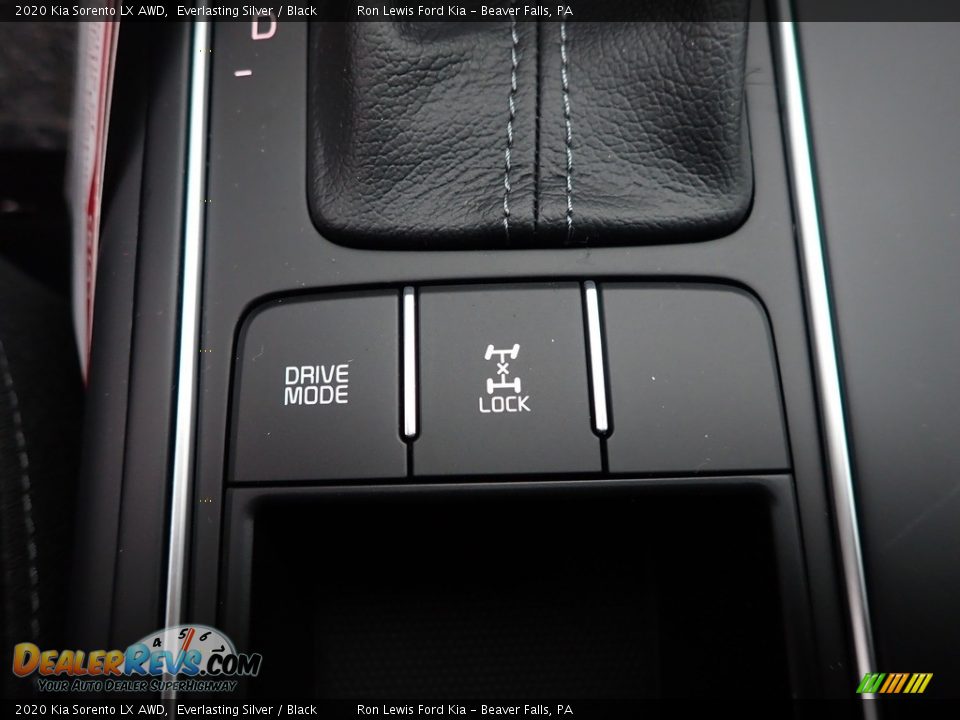 2020 Kia Sorento LX AWD Everlasting Silver / Black Photo #17