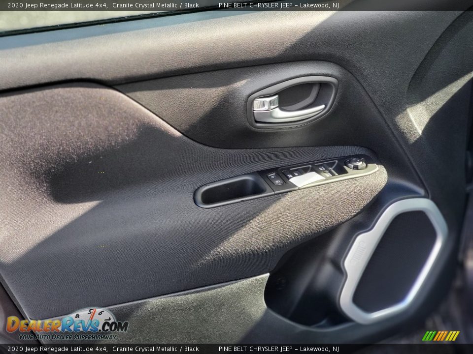 2020 Jeep Renegade Latitude 4x4 Granite Crystal Metallic / Black Photo #8