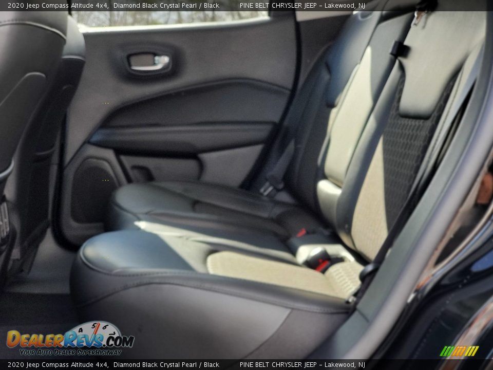 2020 Jeep Compass Altitude 4x4 Diamond Black Crystal Pearl / Black Photo #6