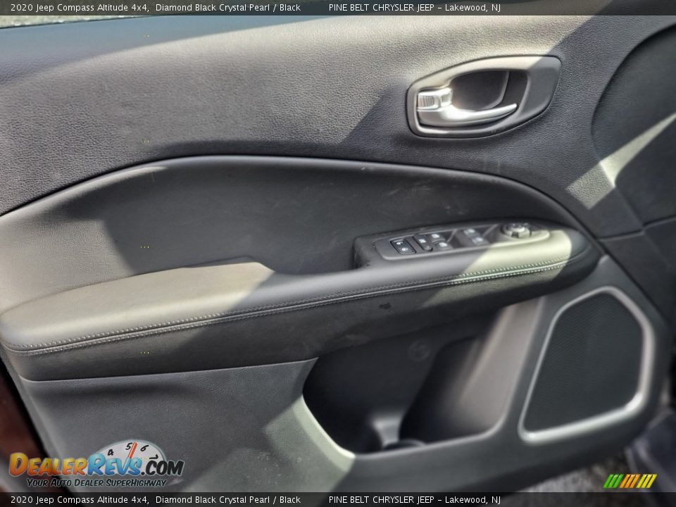 2020 Jeep Compass Altitude 4x4 Diamond Black Crystal Pearl / Black Photo #8
