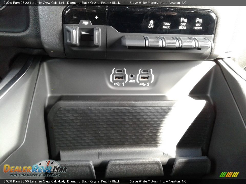 2020 Ram 2500 Laramie Crew Cab 4x4 Diamond Black Crystal Pearl / Black Photo #29
