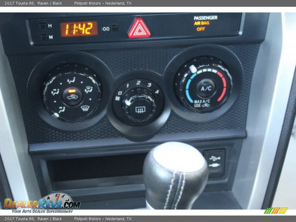 2017 Toyota 86 Raven / Black Photo #15