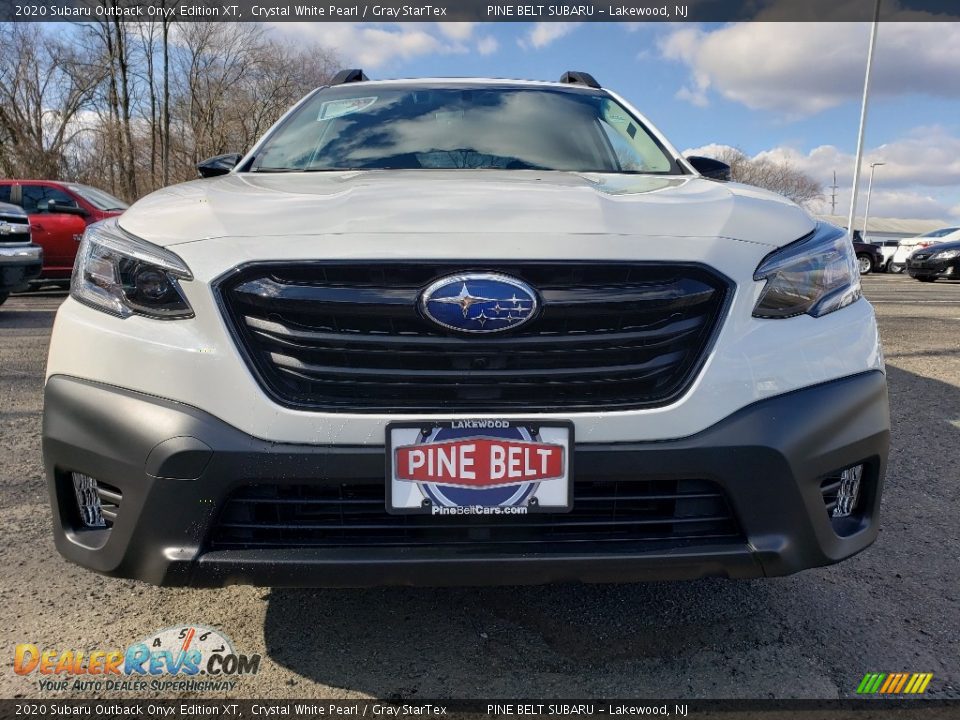 2020 Subaru Outback Onyx Edition XT Crystal White Pearl / Gray StarTex Photo #2