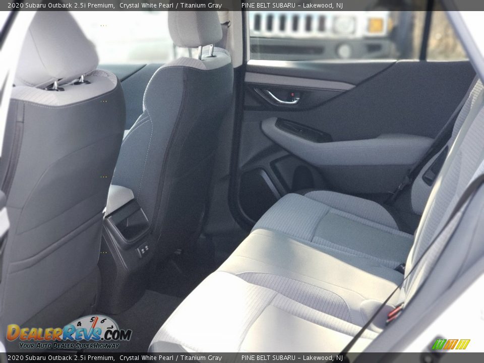 2020 Subaru Outback 2.5i Premium Crystal White Pearl / Titanium Gray Photo #6