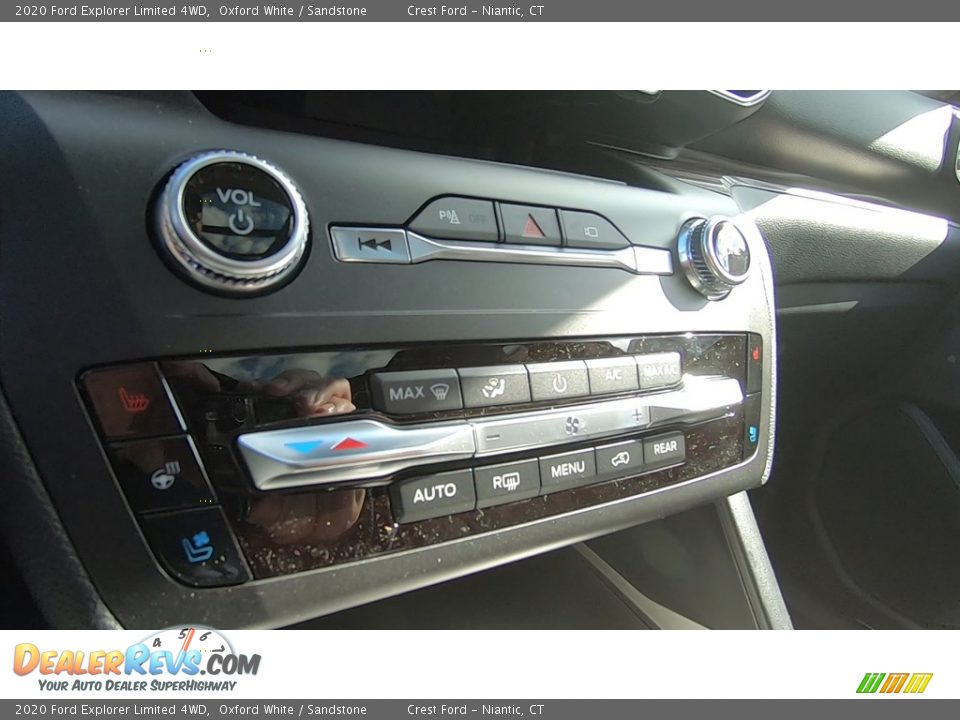2020 Ford Explorer Limited 4WD Oxford White / Sandstone Photo #15