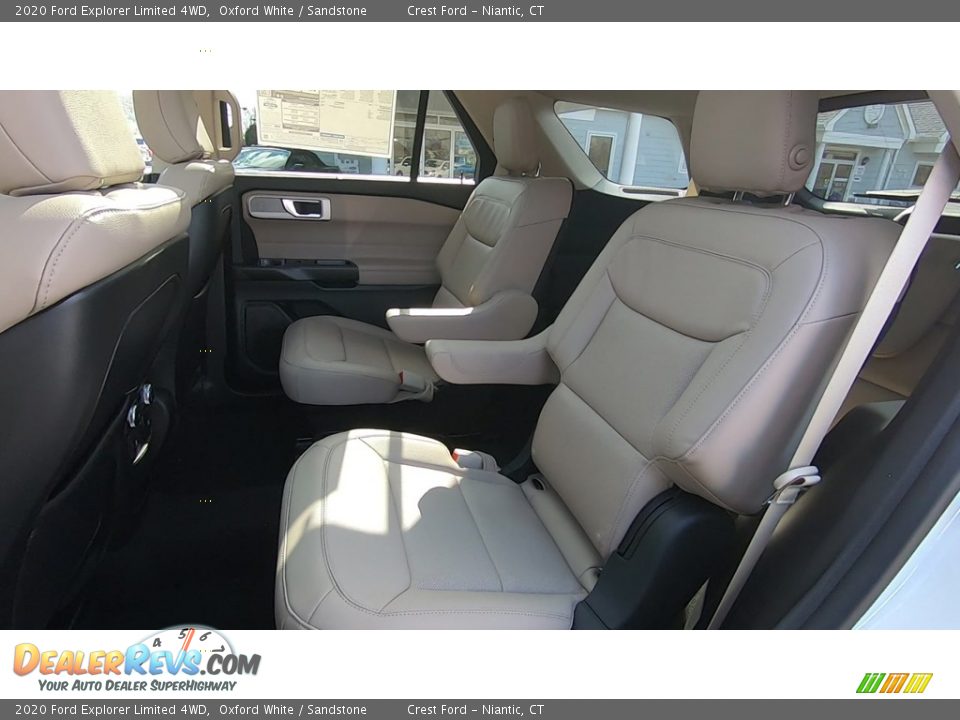 2020 Ford Explorer Limited 4WD Oxford White / Sandstone Photo #18