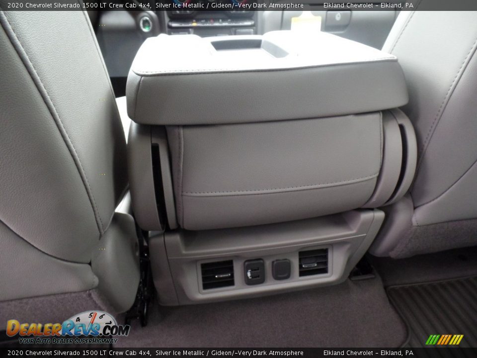 2020 Chevrolet Silverado 1500 LT Crew Cab 4x4 Silver Ice Metallic / Gideon/­Very Dark Atmosphere Photo #32
