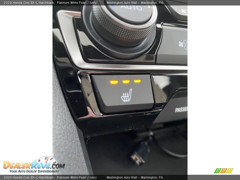 2020 Honda Civic EX-L Hatchback Platinum White Pearl / Ivory Photo #30