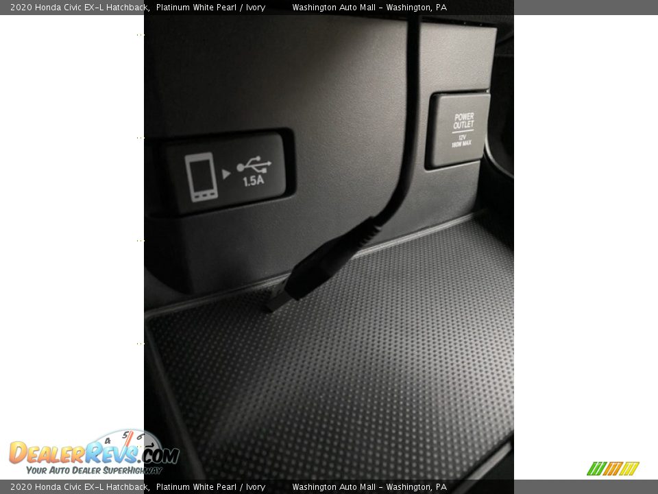 2020 Honda Civic EX-L Hatchback Platinum White Pearl / Ivory Photo #31