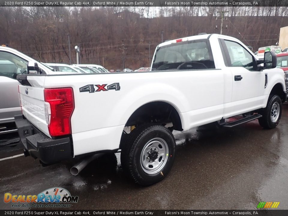 2020 Ford F250 Super Duty XL Regular Cab 4x4 Oxford White / Medium Earth Gray Photo #2