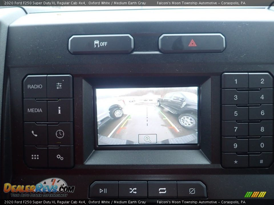 2020 Ford F250 Super Duty XL Regular Cab 4x4 Oxford White / Medium Earth Gray Photo #13