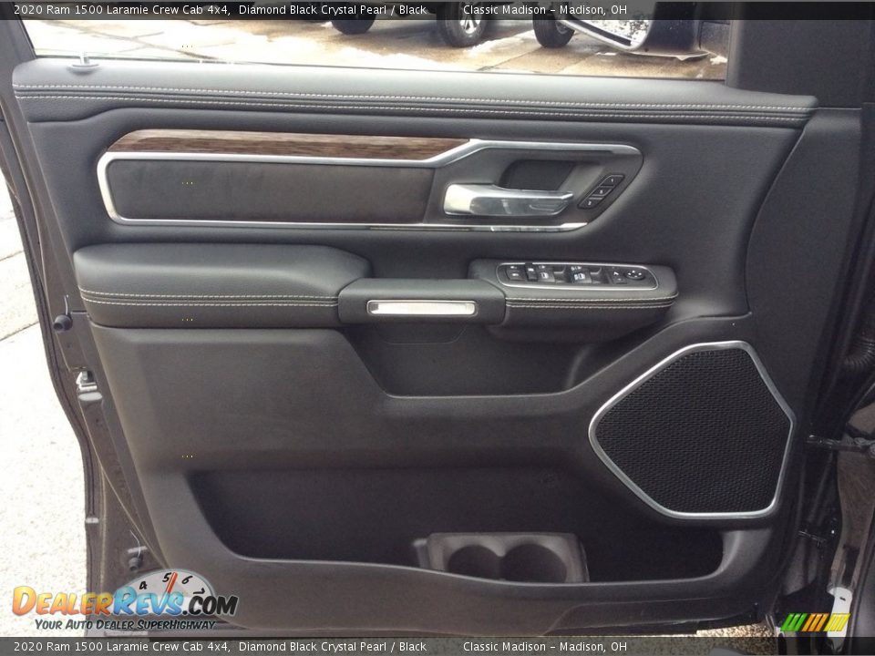 2020 Ram 1500 Laramie Crew Cab 4x4 Diamond Black Crystal Pearl / Black Photo #11
