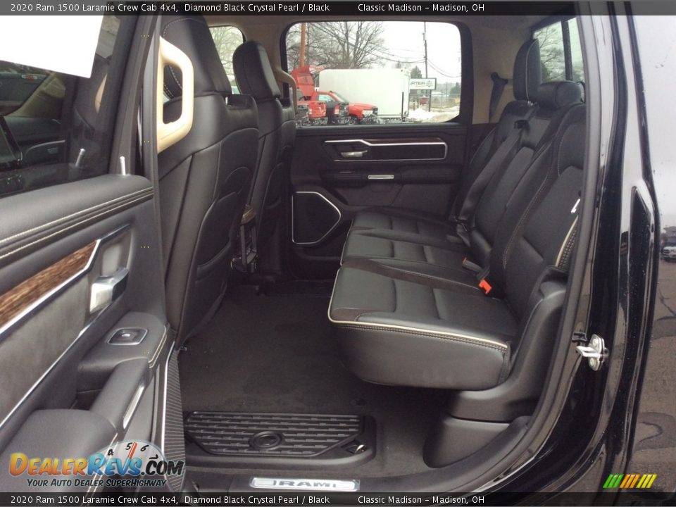 2020 Ram 1500 Laramie Crew Cab 4x4 Diamond Black Crystal Pearl / Black Photo #18