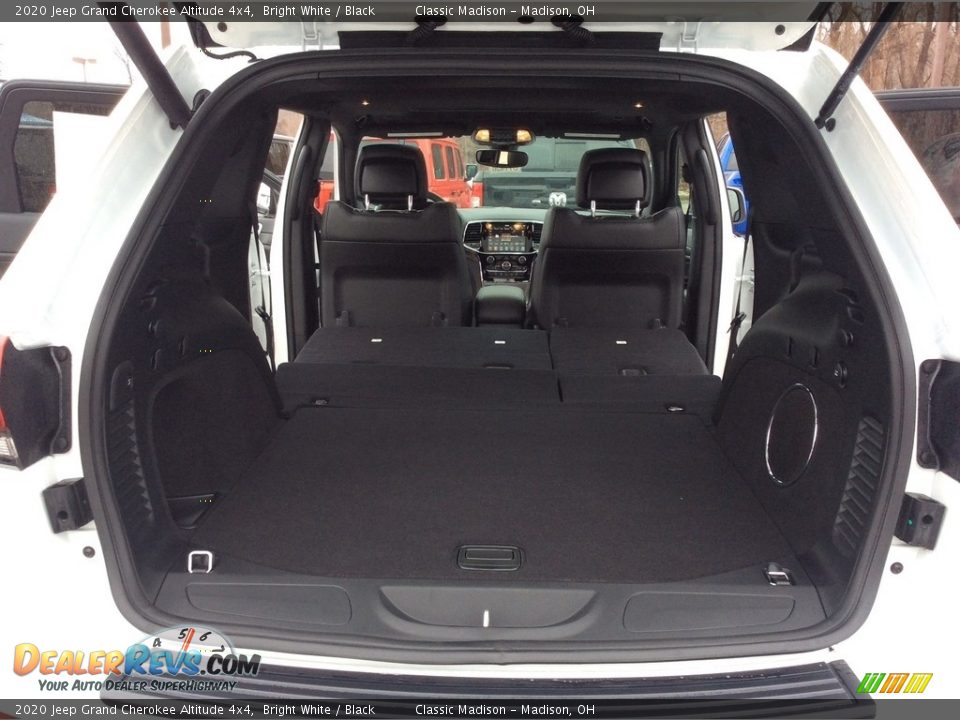 2020 Jeep Grand Cherokee Altitude 4x4 Bright White / Black Photo #20
