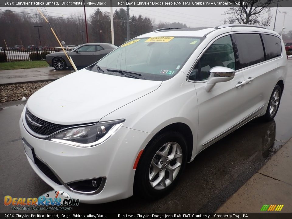 2020 Chrysler Pacifica Limited Bright White / Alloy/Black Photo #4