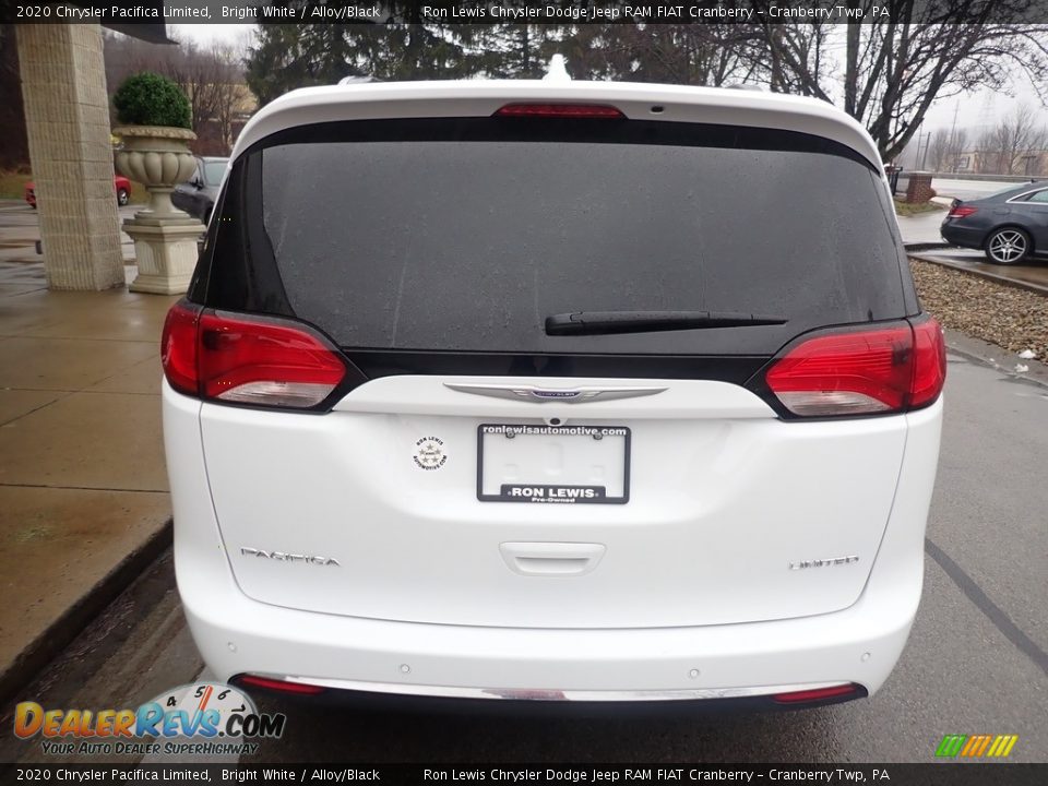 2020 Chrysler Pacifica Limited Bright White / Alloy/Black Photo #7