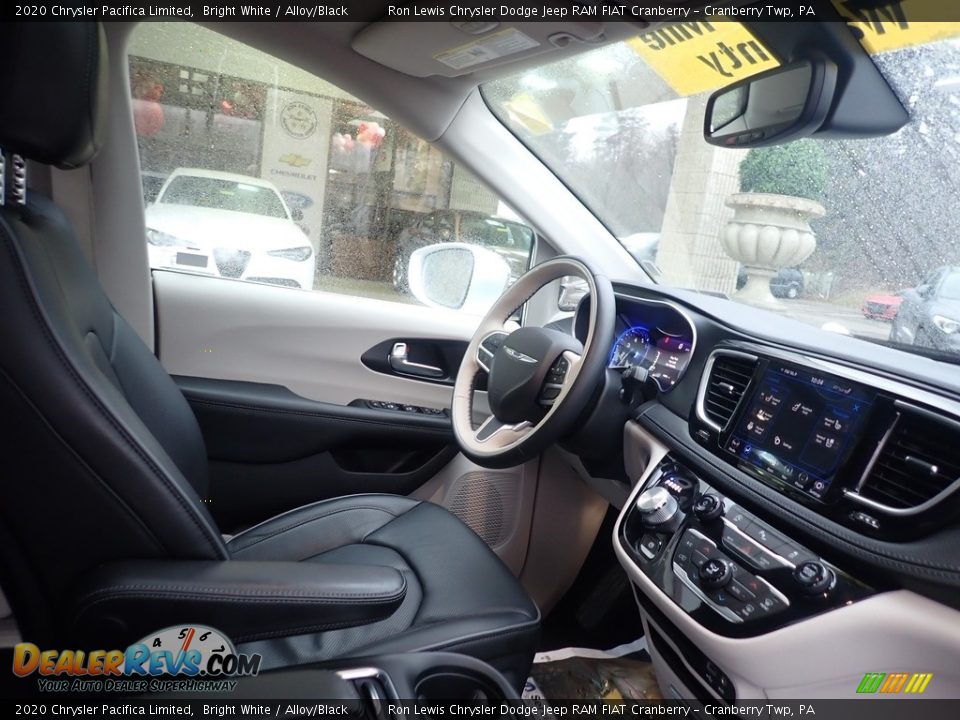 2020 Chrysler Pacifica Limited Bright White / Alloy/Black Photo #11