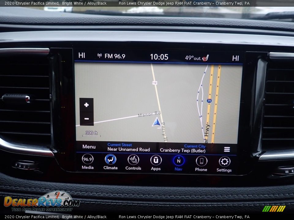 2020 Chrysler Pacifica Limited Bright White / Alloy/Black Photo #18