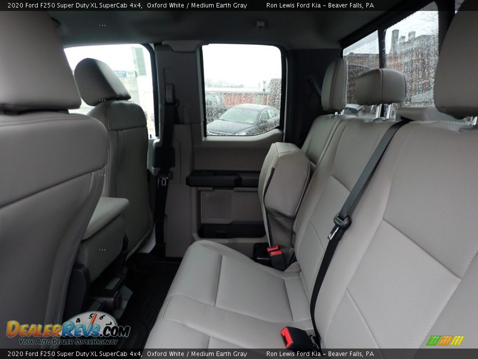 Rear Seat of 2020 Ford F250 Super Duty XL SuperCab 4x4 Photo #13