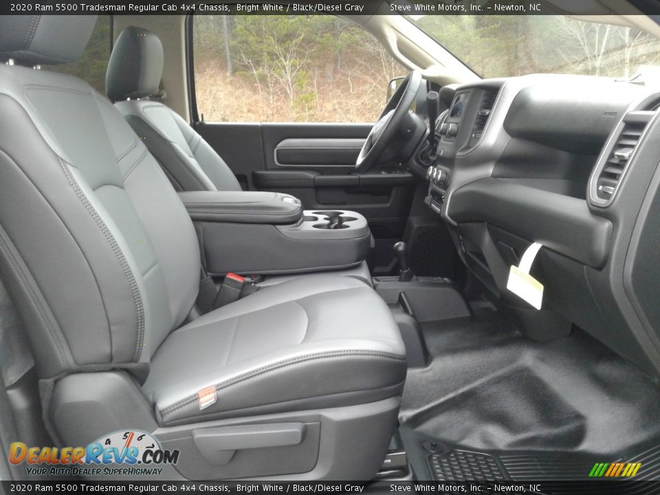 Front Seat of 2020 Ram 5500 Tradesman Regular Cab 4x4 Chassis Photo #13