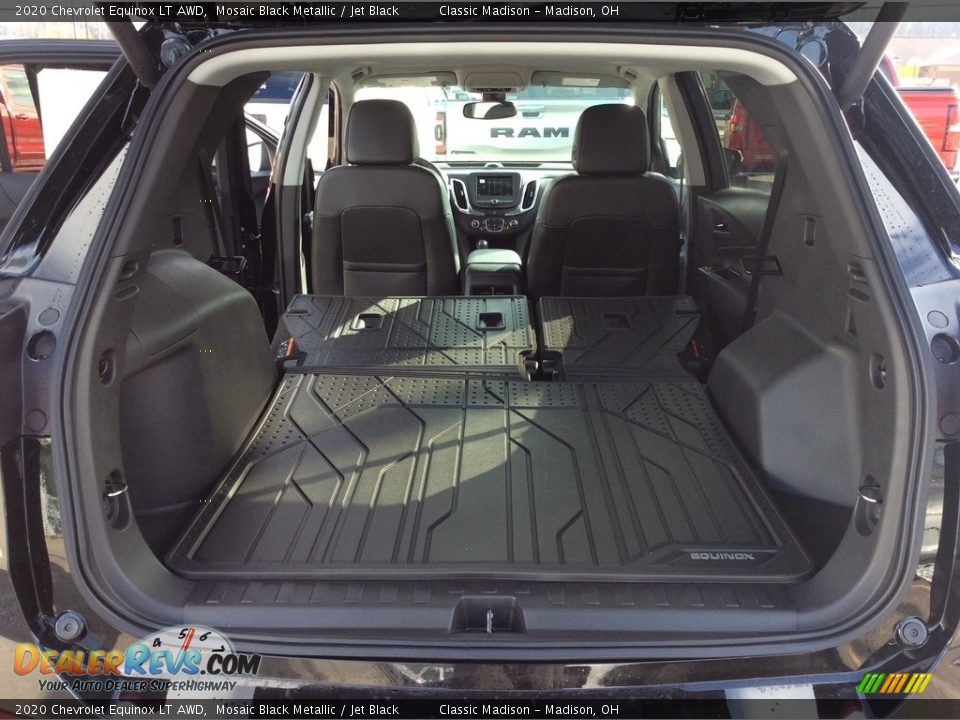 2020 Chevrolet Equinox LT AWD Mosaic Black Metallic / Jet Black Photo #23
