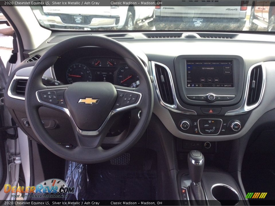 2020 Chevrolet Equinox LS Silver Ice Metallic / Ash Gray Photo #3