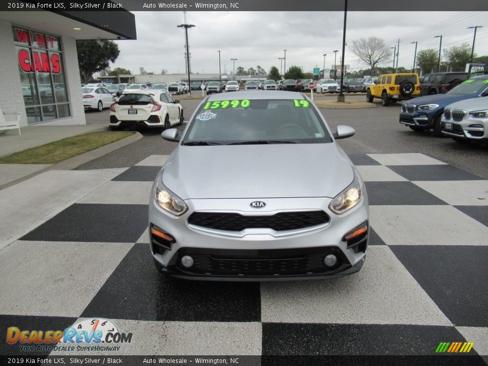 2019 Kia Forte LXS Silky Silver / Black Photo #2