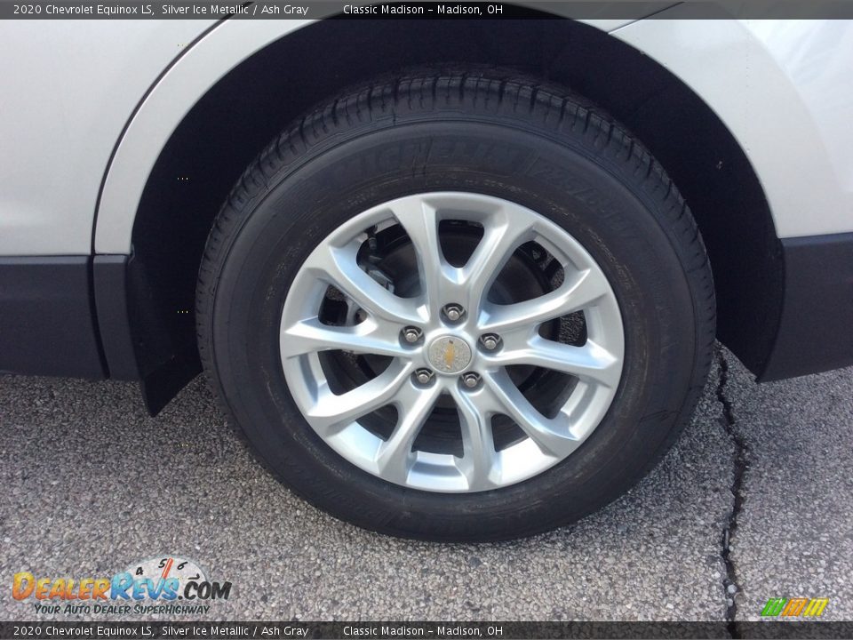 2020 Chevrolet Equinox LS Silver Ice Metallic / Ash Gray Photo #9