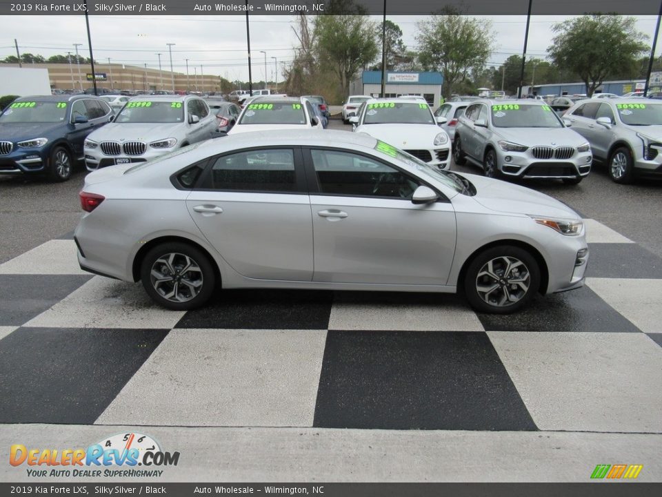 2019 Kia Forte LXS Silky Silver / Black Photo #3