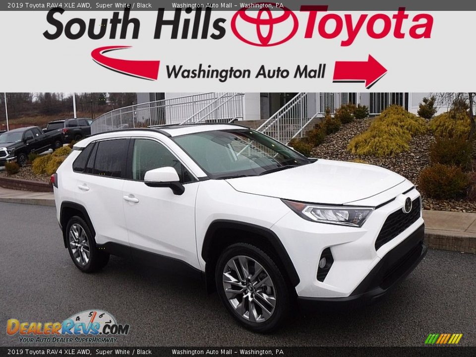 2019 Toyota RAV4 XLE AWD Super White / Black Photo #1