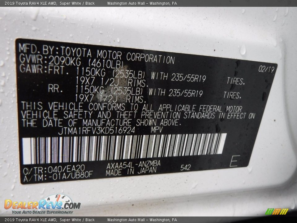 2019 Toyota RAV4 XLE AWD Super White / Black Photo #35