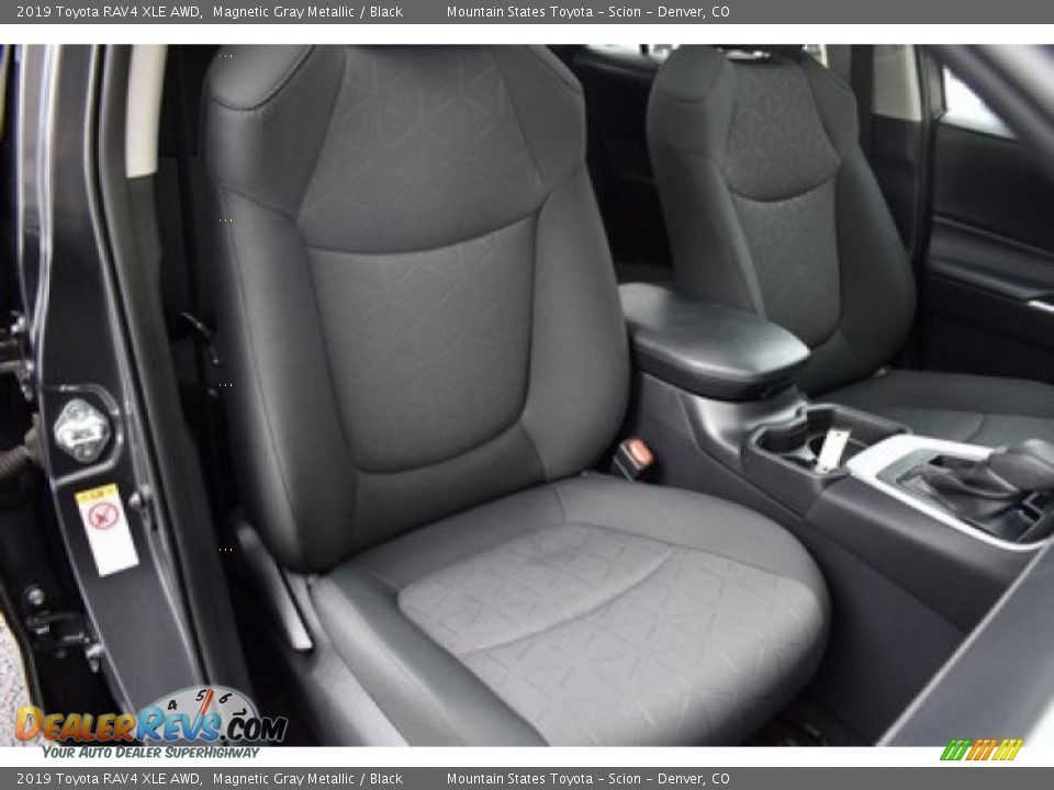 2019 Toyota RAV4 XLE AWD Magnetic Gray Metallic / Black Photo #17
