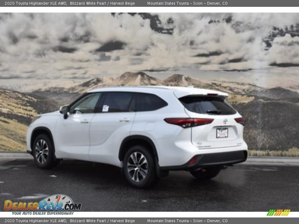 2020 Toyota Highlander XLE AWD Blizzard White Pearl / Harvest Beige Photo #3