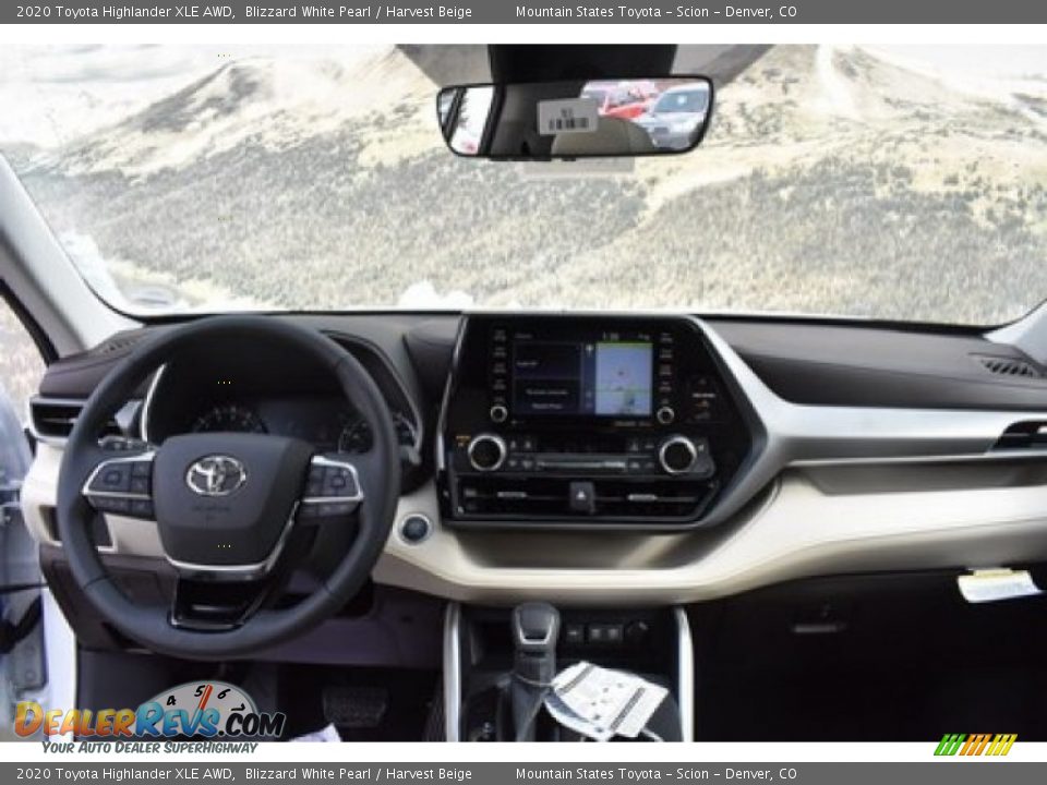 2020 Toyota Highlander XLE AWD Blizzard White Pearl / Harvest Beige Photo #7