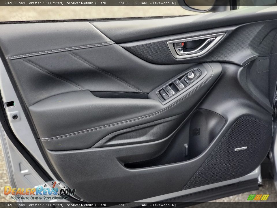 2020 Subaru Forester 2.5i Limited Ice Silver Metallic / Black Photo #8