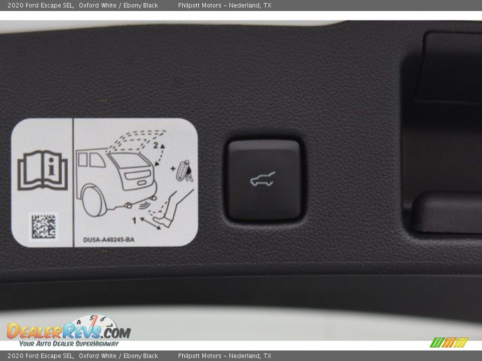2020 Ford Escape SEL Oxford White / Ebony Black Photo #24