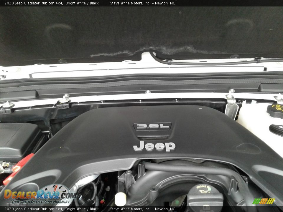 2020 Jeep Gladiator Rubicon 4x4 Bright White / Black Photo #12