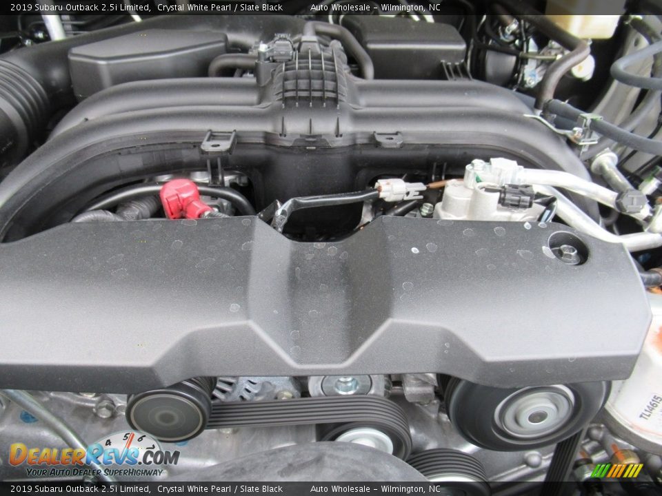 2019 Subaru Outback 2.5i Limited Crystal White Pearl / Slate Black Photo #5