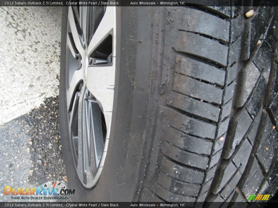 2019 Subaru Outback 2.5i Limited Crystal White Pearl / Slate Black Photo #7