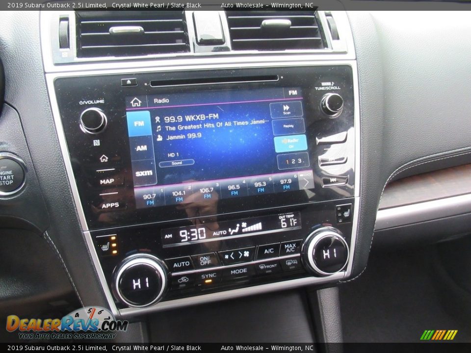 2019 Subaru Outback 2.5i Limited Crystal White Pearl / Slate Black Photo #17